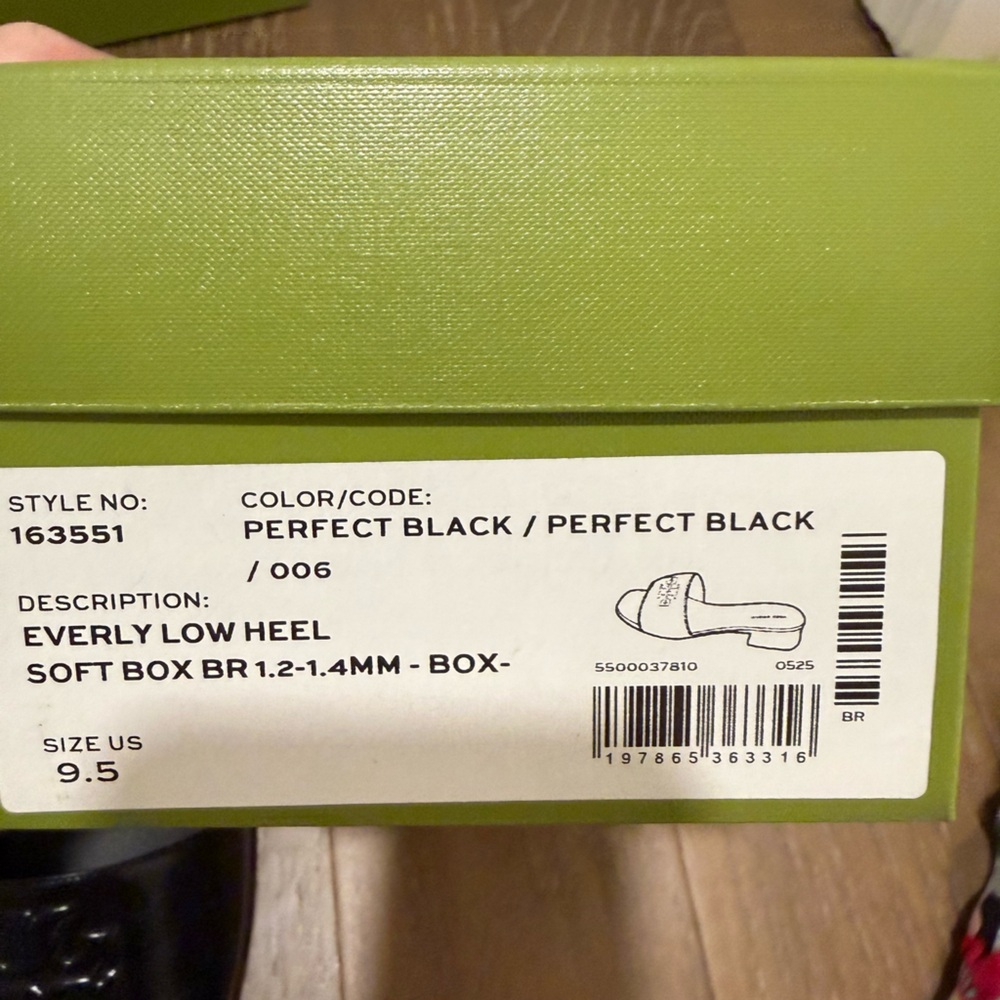 Tory Burch Black Patent Leather Low Heel Slide Sandals - Picture 9 of 11